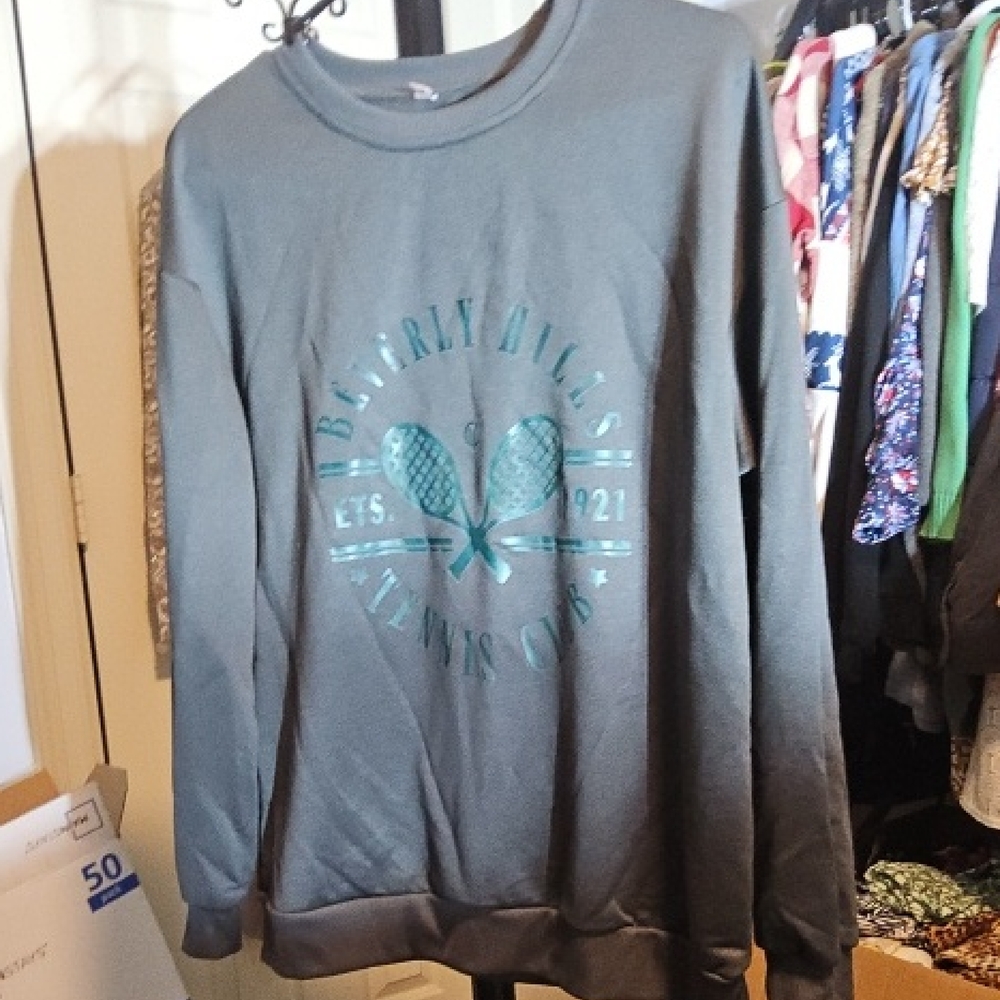 💥 $10 Or 💥 5 For $25 💥 Raquet Ball Gray Sweatshirt